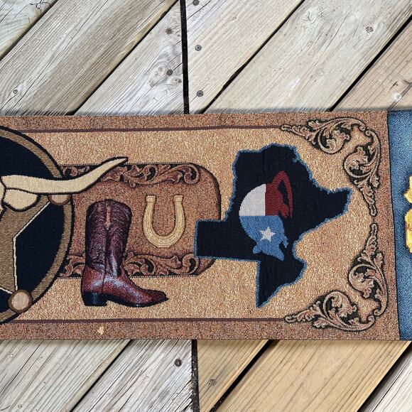 The Manual Woodworkers & Weavers Inc. Texas Theme Table runner 12 X 72 - Picture 5 of 10
